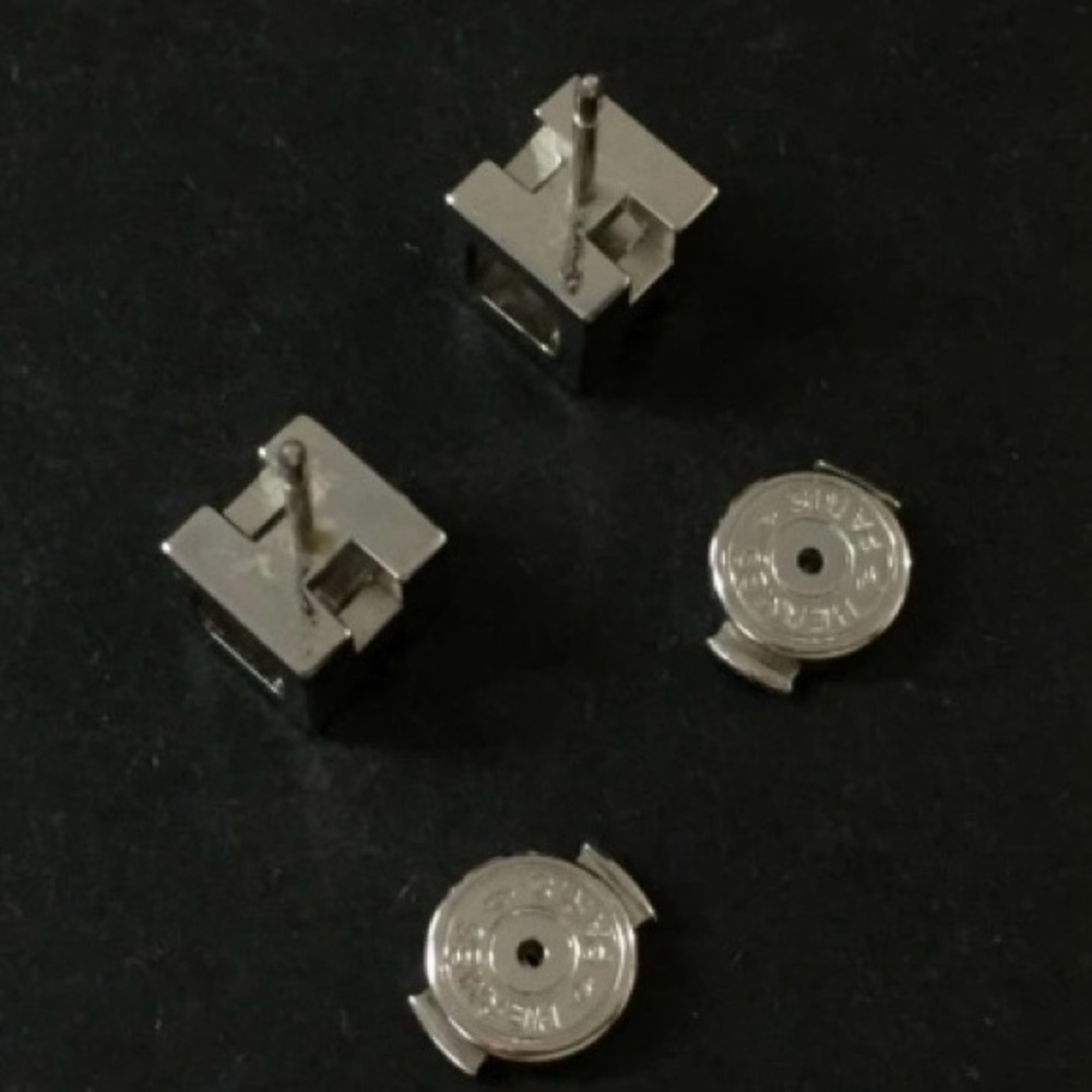 HERMES Cage d'H Cube Silver pierced earrings